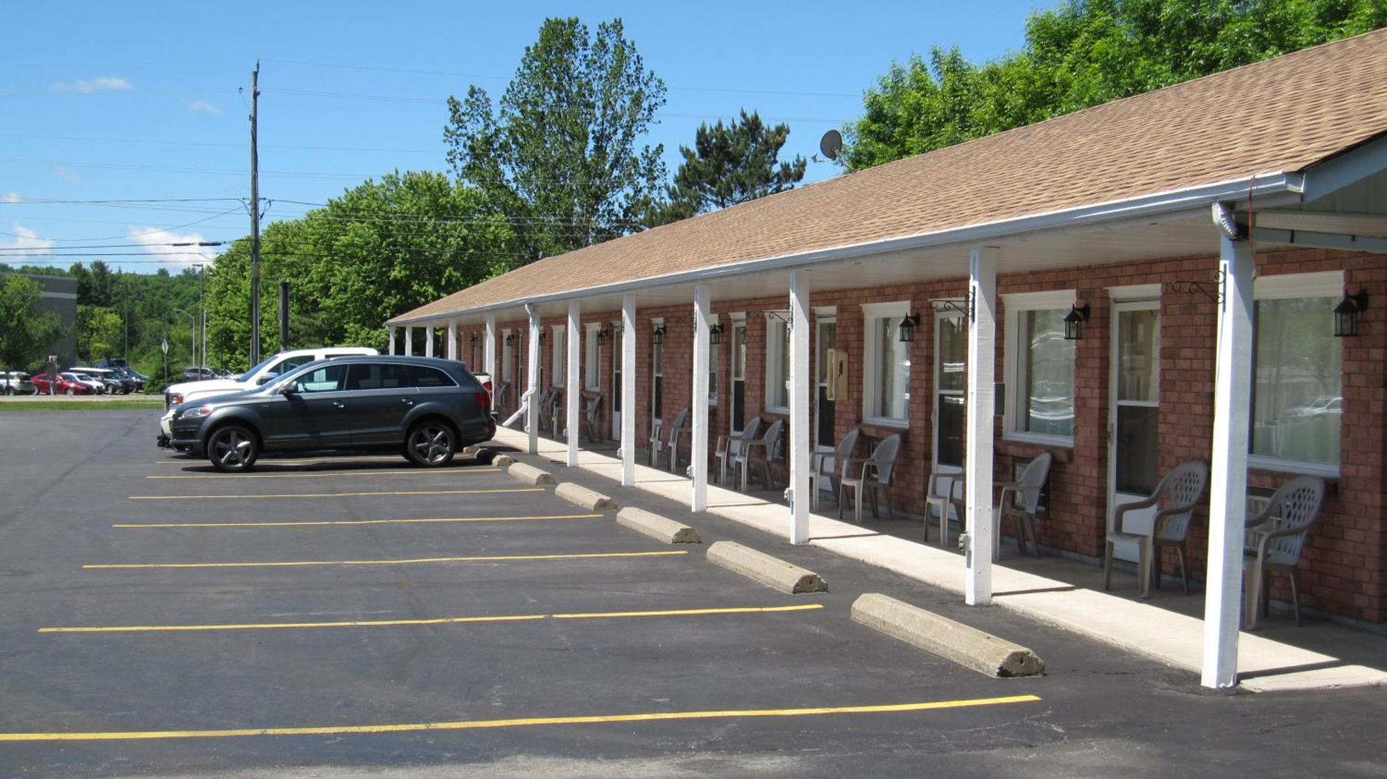 Wellington Inn Bracebridge Exterior foto